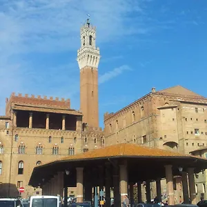 Alojamento de Acomodação e Pequeno-almoço Al Mercato, Siena